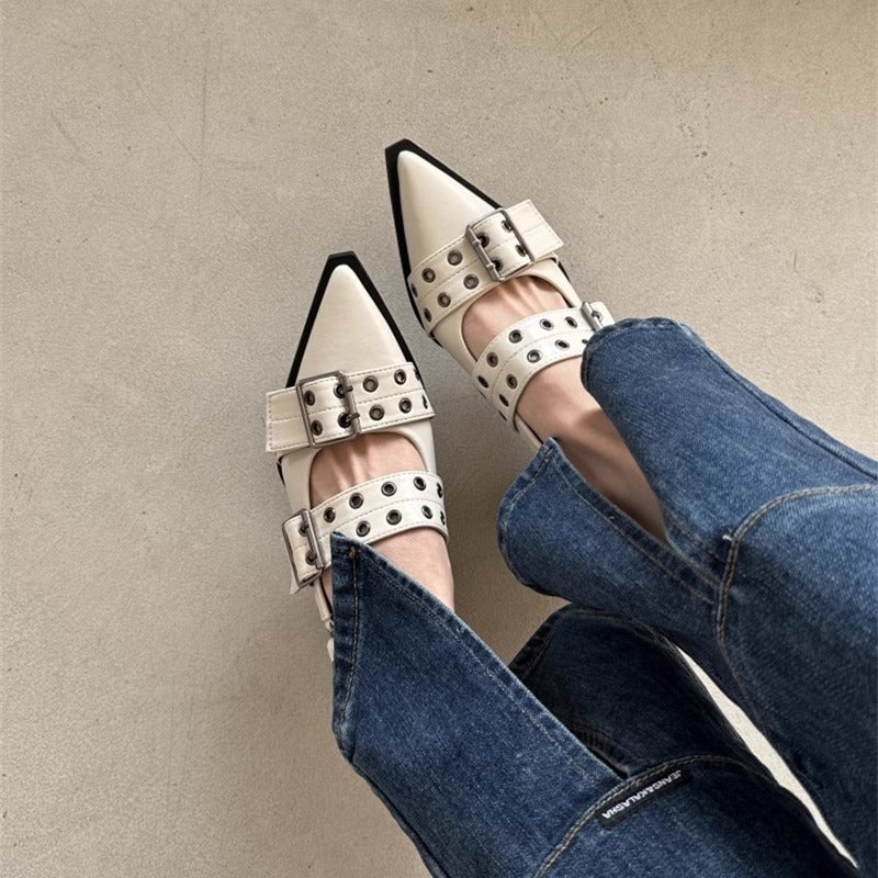 Damen Spitz zulaufende Slingback‑Flats mit doppelten Ösen‑Riemen und verstellbarer Schnalle – Lioré