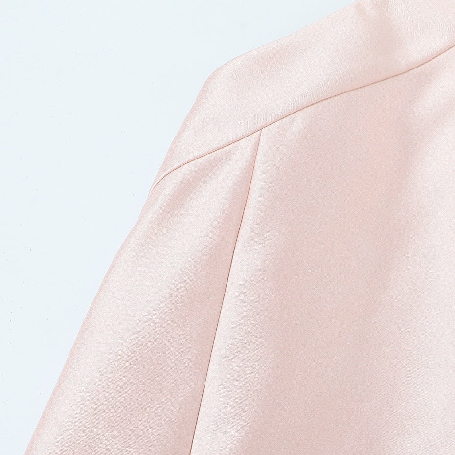 Damen Abendkleid mit asymmetrischem Schnitt und eleganter Rückenverzierung Echo Archiv