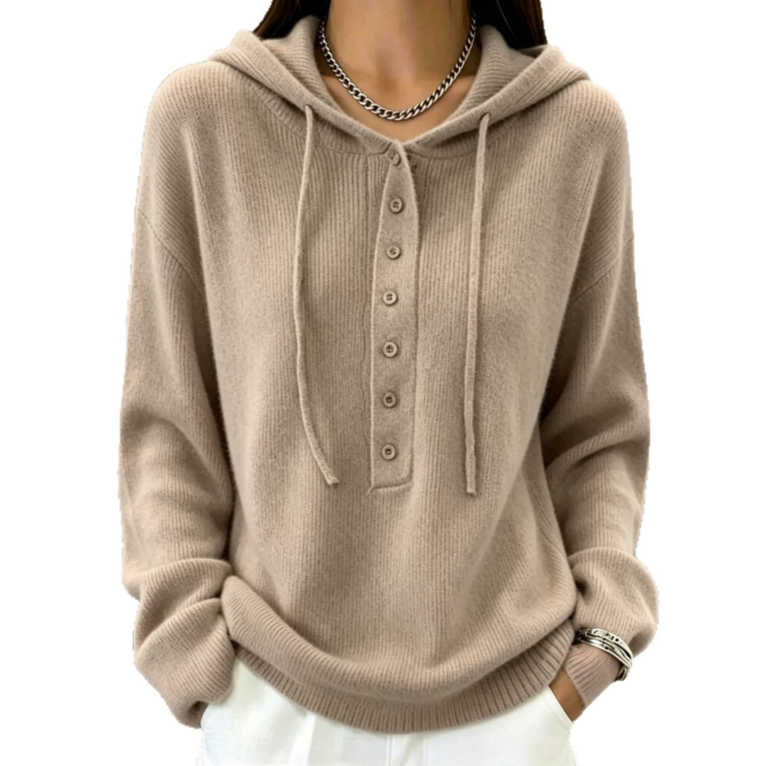 Damen Kapuzenpullover aus weichem Feinstrick mit Knopfleiste und relaxed Fit – Auréline