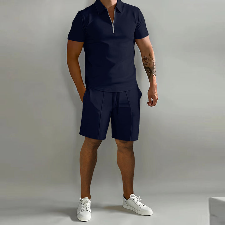 Herren sportliches Kurzarm-Poloshirt mit Reißverschluss und passenden Shorts Echoarchiv