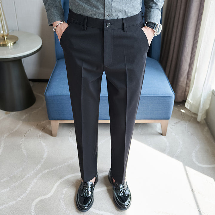 Herren elegante Anzughose mit schlanker Passform und feinem Streifenmuster Echoarchiv