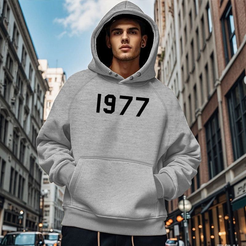 Herren Gemütlicher Kapuzenpullover mit ausgefallenem Design und praktischen Taschen Echoarchiv