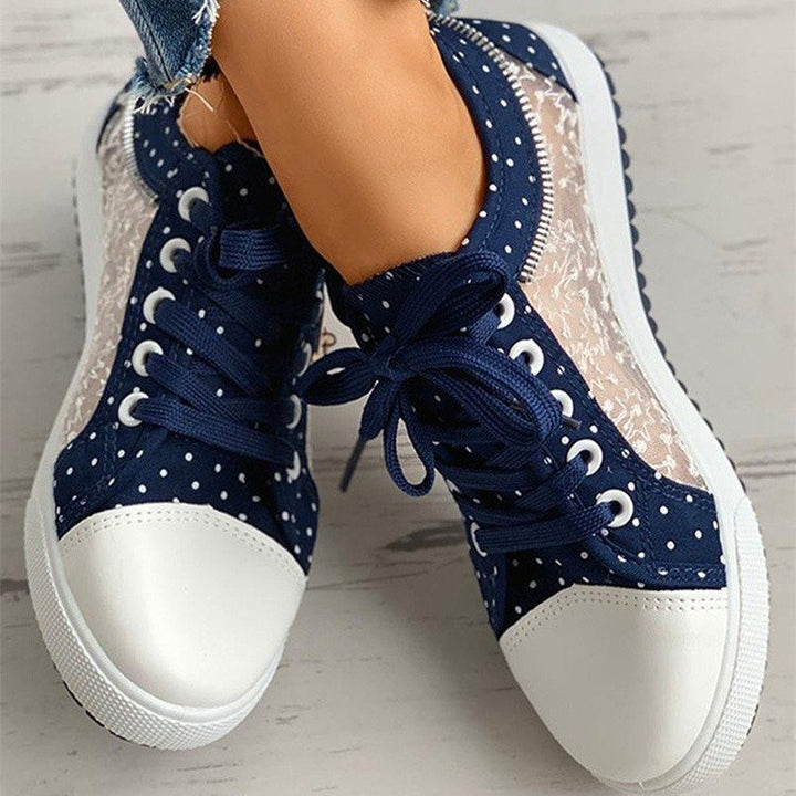 Damen Mesh‑Sneaker mit floraler Stickerei, gepolsterter Plateausohle und Polka‑Dot‑Details – Névara