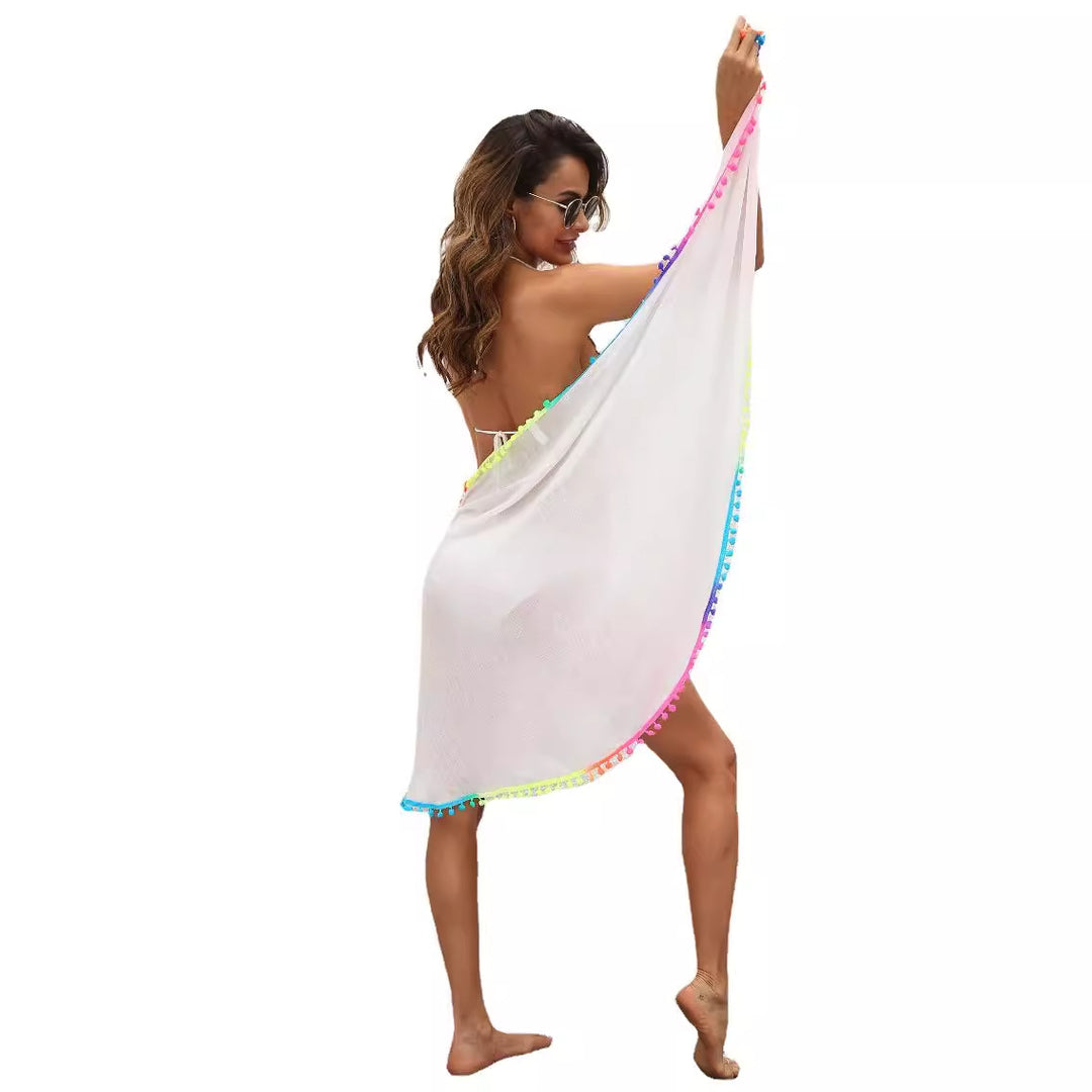 Damen eleganter Strandüberwurf mit buntem Pompon-Rand Echo Archiv