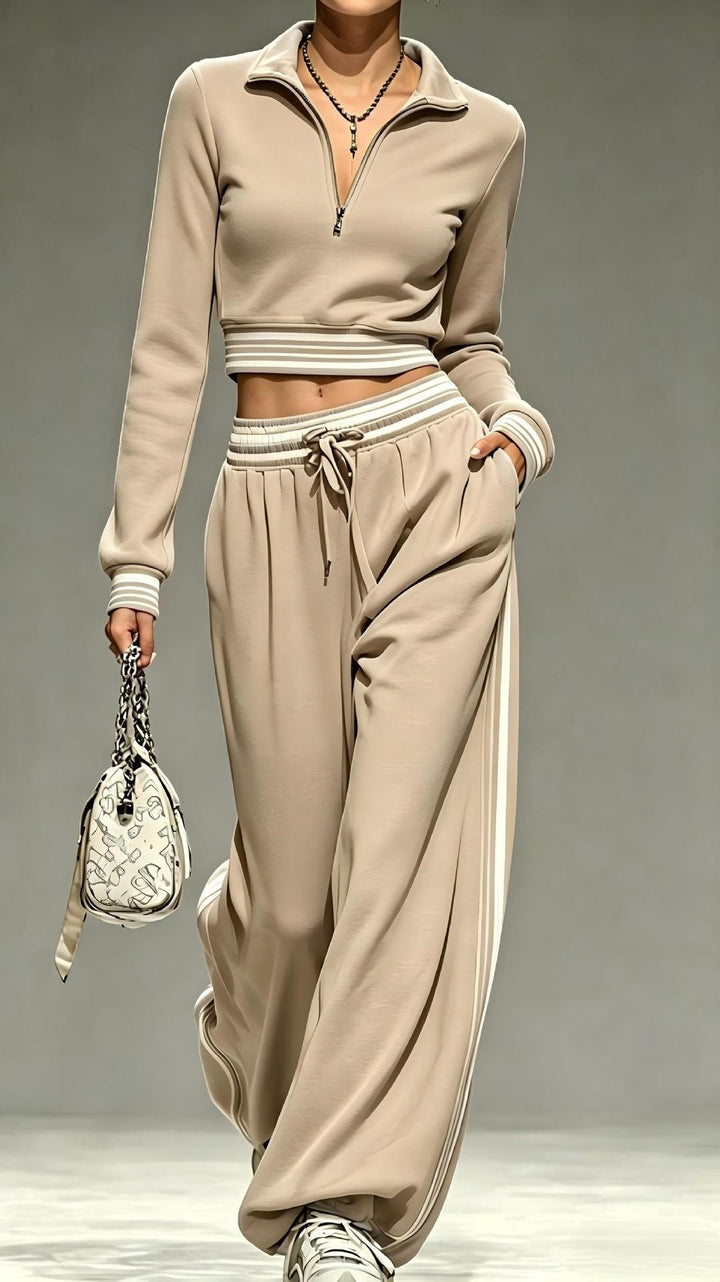 Damen Cropped-Trainingsset mit halbem Reißverschlusskragen und weitem Bundfalten-Jogger Echoarchiv