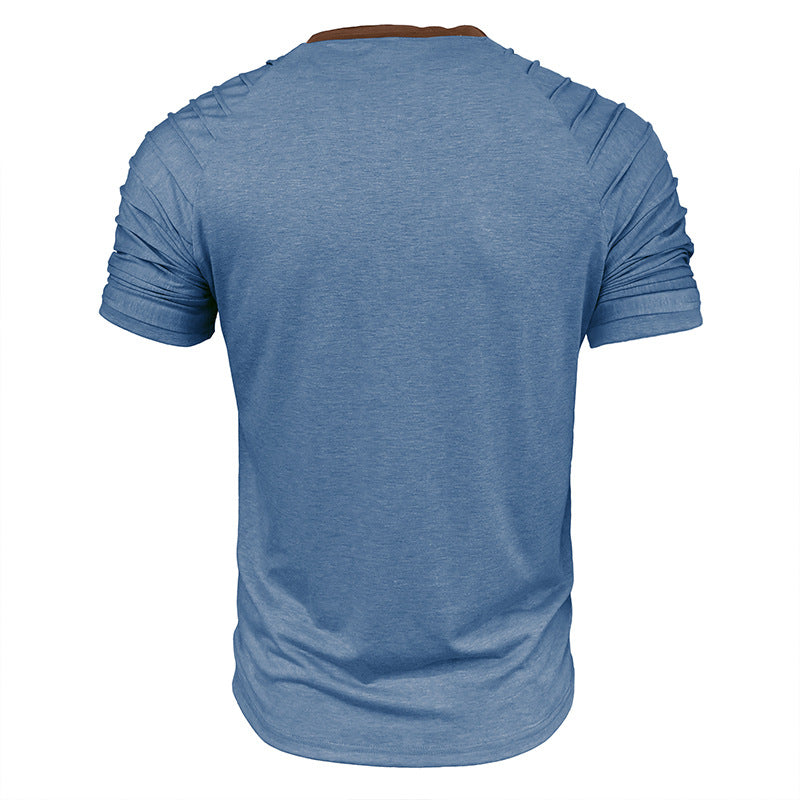 Herren Poloshirt mit gesteppten Ärmeln und modischen Knopfdetails Echoarchiv