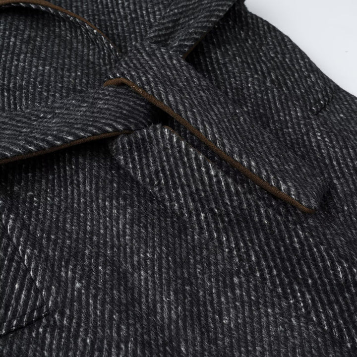 Damen Langer Woll-Herringbone Mantel mit Bindegürtel und großem Reverskragen Echoarchiv