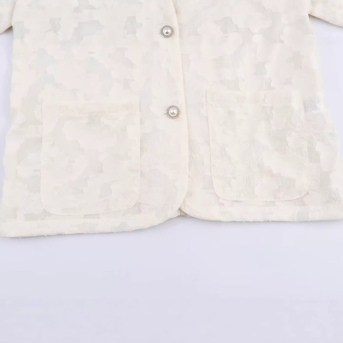 Damen Jacquard-Blazer mit floralem Relief und zierknopfbesatz Echoarchiv