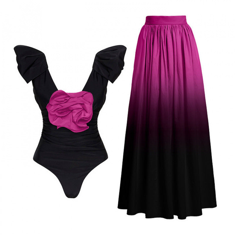 Damen Badeanzug mit elegantem Wickeldetail und langem, ombrefarbigem Rock Echo Archiv