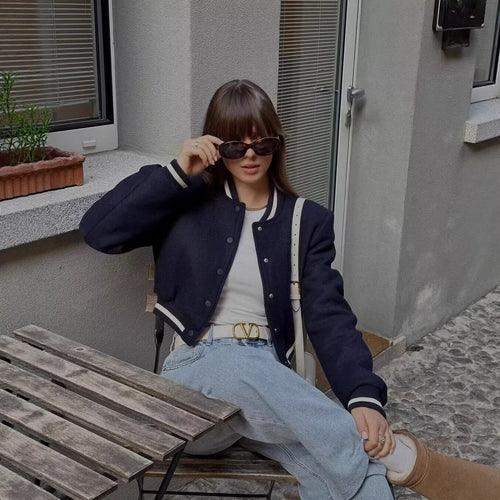 Damen Cropped-Boxy-Bomberjacke mit Rippbündchen und Druckknopfleiste Echoarchiv