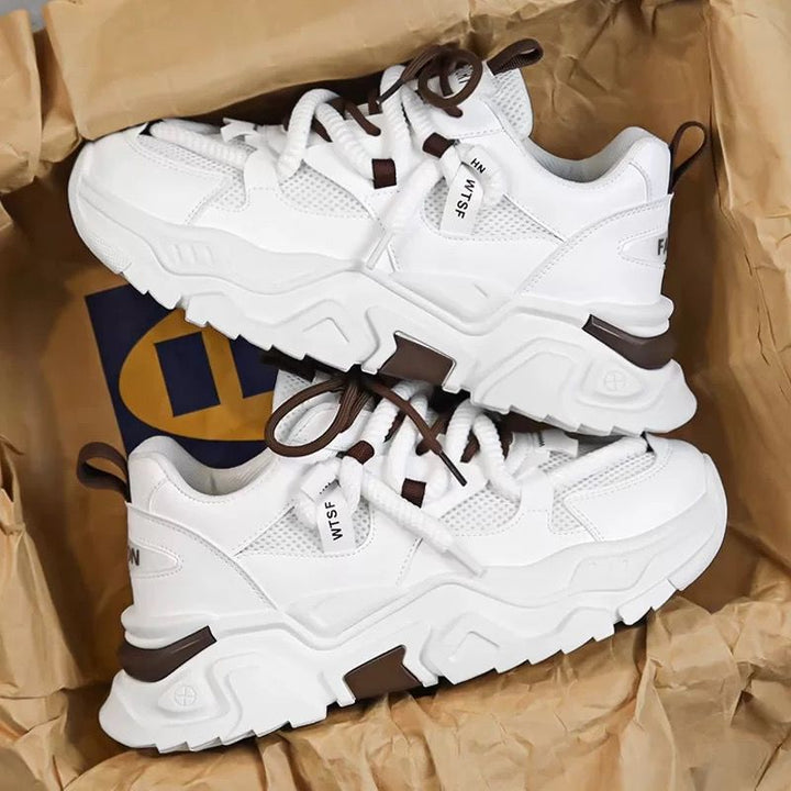 Damen Sportliche Chunky Sneakers mit innovativen Details Echo Archiv