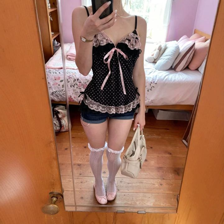 Damen verführerisches Schlafkleid mit Spitzenbesatz und Rüschendetails Echo Archiv