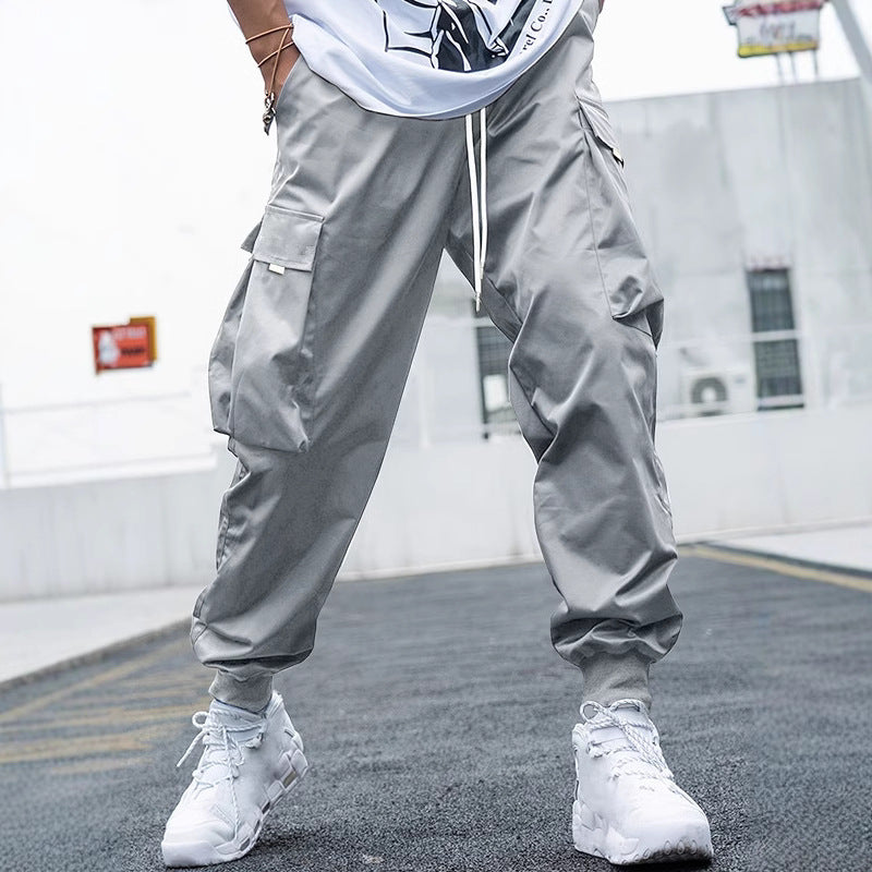 Herren Cargo-Hose mit modernem Schnitt und elastischem Bund Echoarchiv