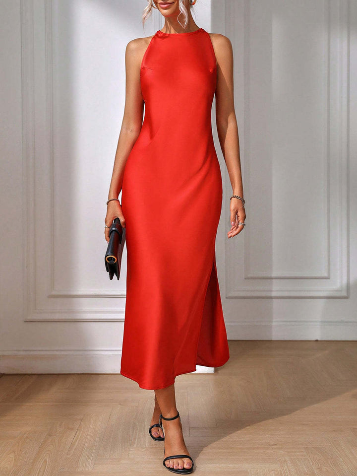 Damen Elegantes Maxikleid mit tiefem Schlitz und feinem Satinfinish Echo Archiv