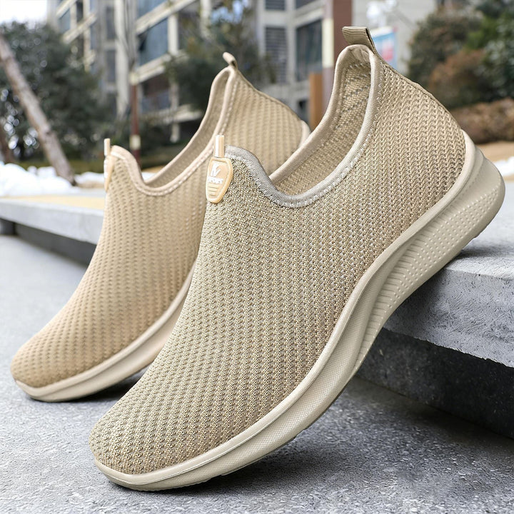 Damen Atmungsaktive Slip-On Sneakers mit flexiblem Design Echo Archiv
