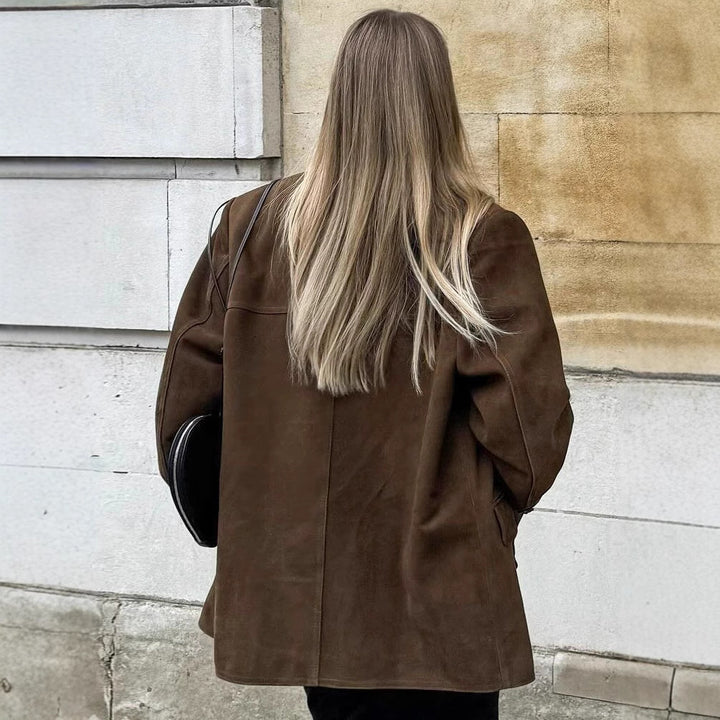 Damen Oversized Veloursleder-Blazer mit Revers und Pattentaschen Echoarchiv