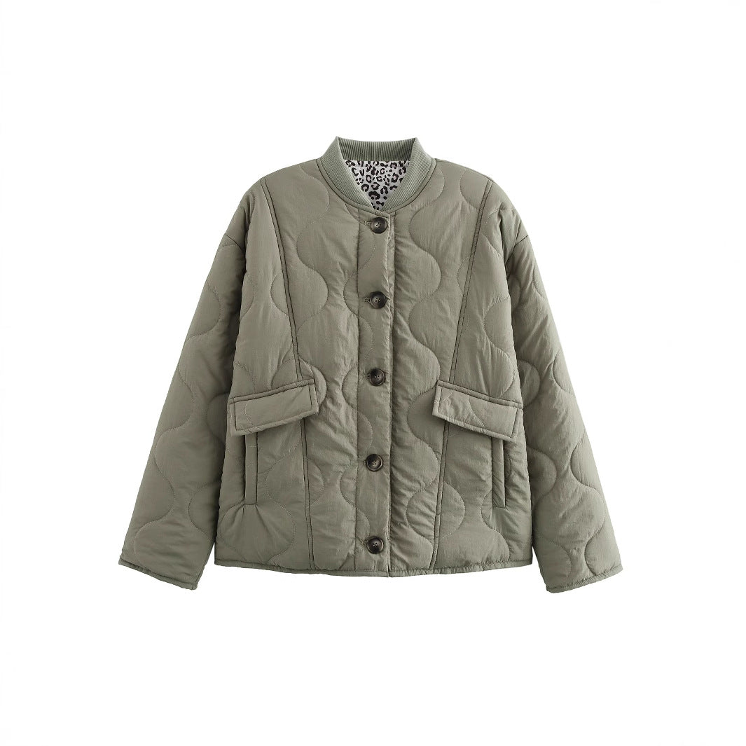 Damen 1700+ gestepptes Cropped‑Blousonjacke im Boxy‑Cut mit Rundhals, Knopfleiste und Pattentaschen Echo Archiv