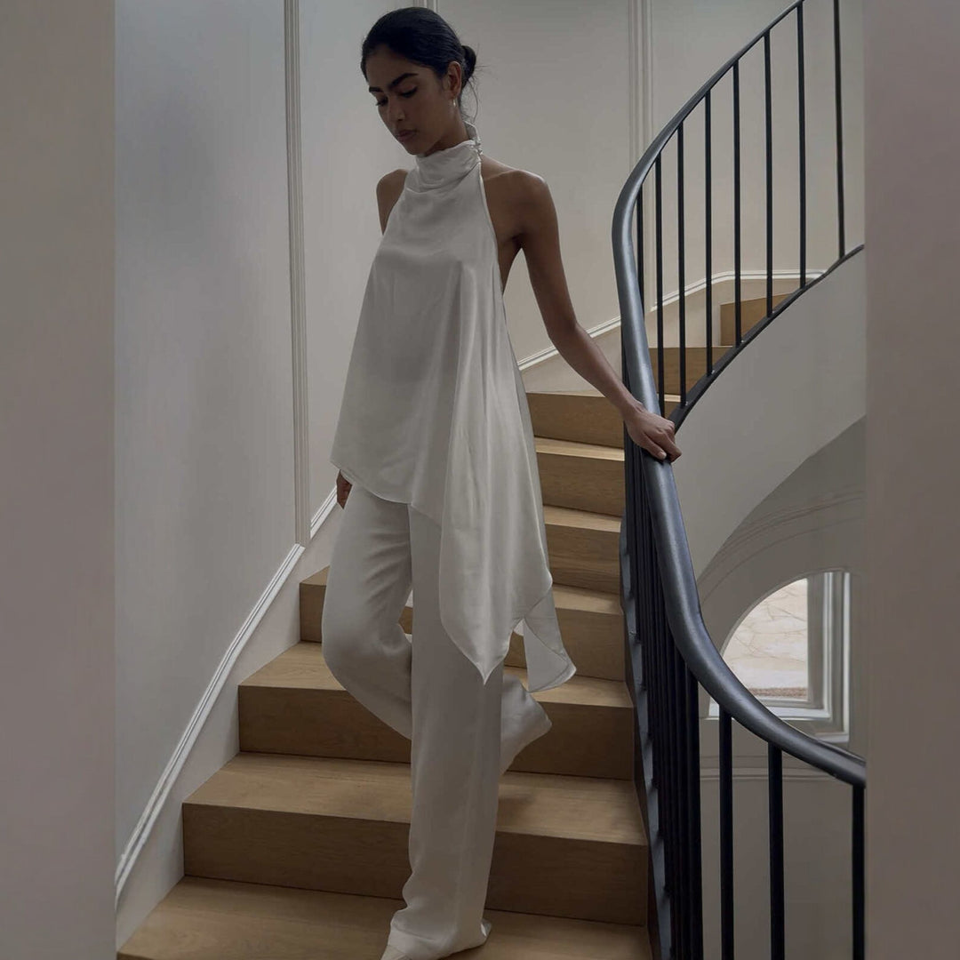Damen elegantes satinierter Einteiler mit asymmetrischem Schnitt Echo Archiv