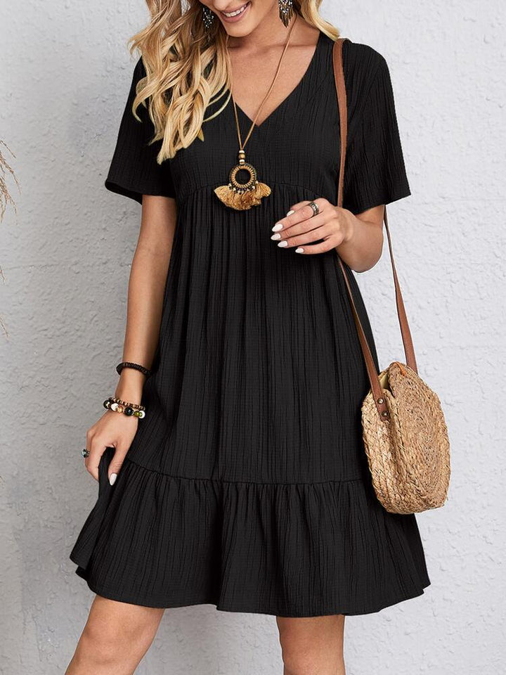 Damen nan Krepp-Kurzkleid mit V-Ausschnitt, geraffter Empirenaht und Volantsaum Echo Archiv