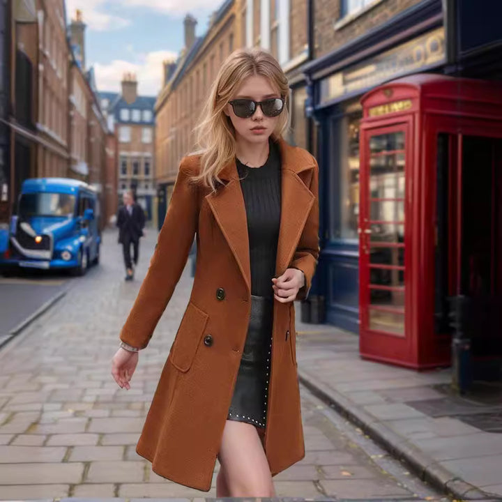 Damen eleganter Wollmantel mit doppelter Knopfreihe und praktischen Taschen Echoarchiv