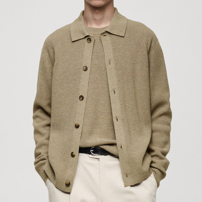 Herren Strickjacke mit modernem Kragen und hochwertigen Knöpfen Echoarchiv
