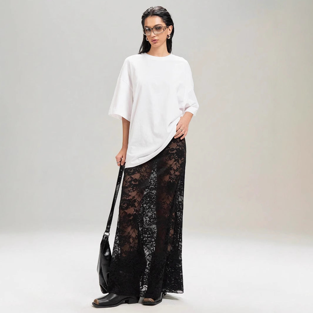 Damen nan weites Baumwollshirt und langer transparenter Spitzenrock Echo Archiv