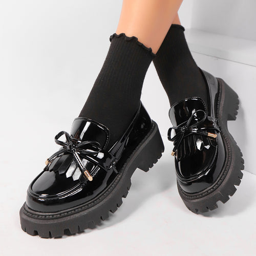 Damen  Lackoptik Loafer mit Quastenfransen Zierschleife und robuster Traktorsohle Echo Archiv