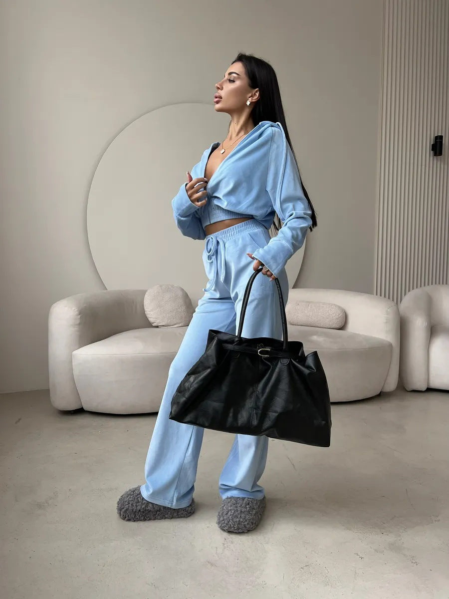 Damen luxuriöser Samt Zweiteiler Jogginganzug mit Cropped Reißverschluss und weiten Hosen – Auréline