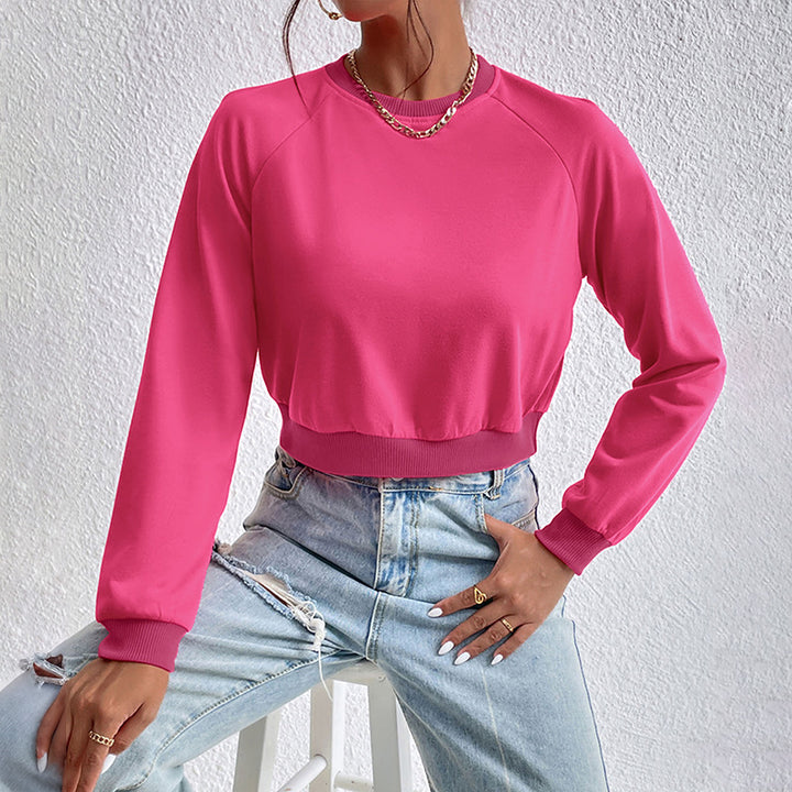 Damen Kurzes minimalistisches Sweatshirt mit Raglanärmeln und geripptem Saum Echoarchiv