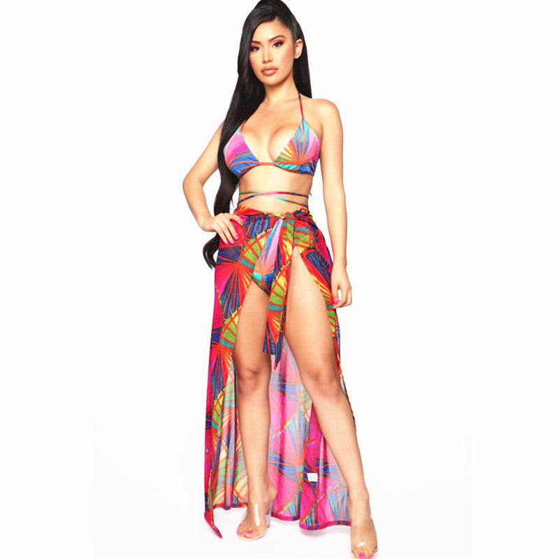 Damen Bikini mit Wickelrock und buntem Muster Echo Archiv