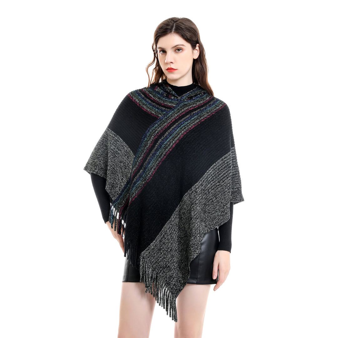 Damen Kapuzen-Poncho im Grobstrick mit Fransensaum Echo Archiv