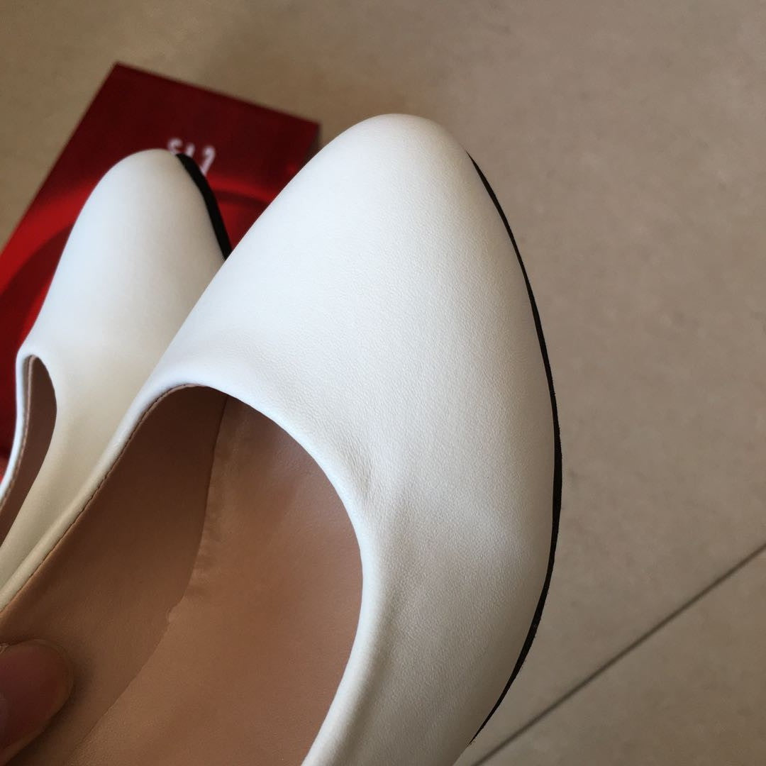 Damen klassische Pumps mit elegantem Absatz und modischem Design Echoarchiv