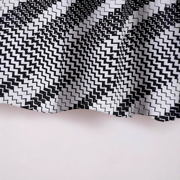 Herren Poloshirt mit modernem geometrischem Design Echoarchiv