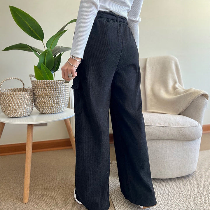 Damen Weite High-Waist-Hose mit Stoffgürtel und Cargo-Taschen Echoarchiv