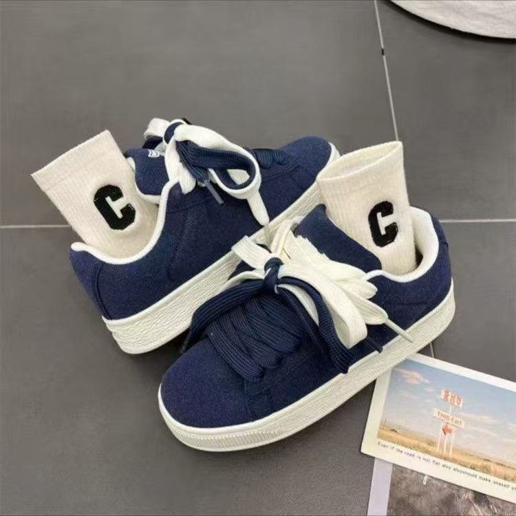Damen Sportliche Sneaker aus weichem Wildleder mit rutschfester Sohle Echo Archiv