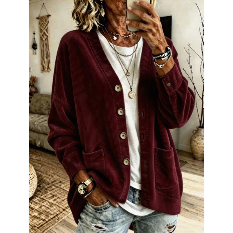 Damen Oversized Cord-Cardigan mit aufgesetzten Taschen und Holzknöpfen Echo Archiv