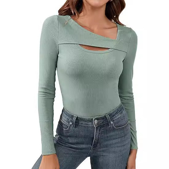 Damen Geripptes Langarmshirt mit asymmetrischem Carmenausschnitt und Brust-Cut-Out Echo Archiv