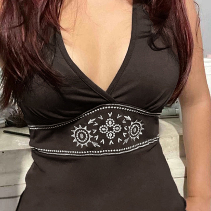 Damen Elegantes Haltertop mit raffinierten Details Echo Archiv