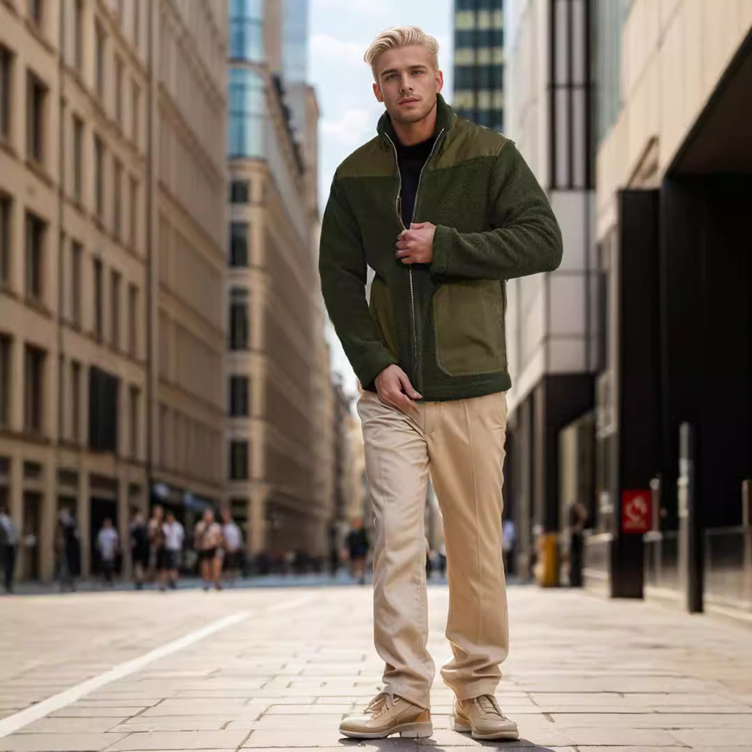 Herren Fleecejacke mit hohem Kragen und praktischen Taschen Echoarchiv