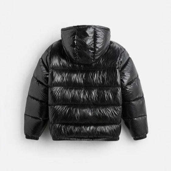 Damen nan glänzende Steppjacke mit Kapuze wattierter Thermofüllung und geradem Komfortschnitt Echo Archiv