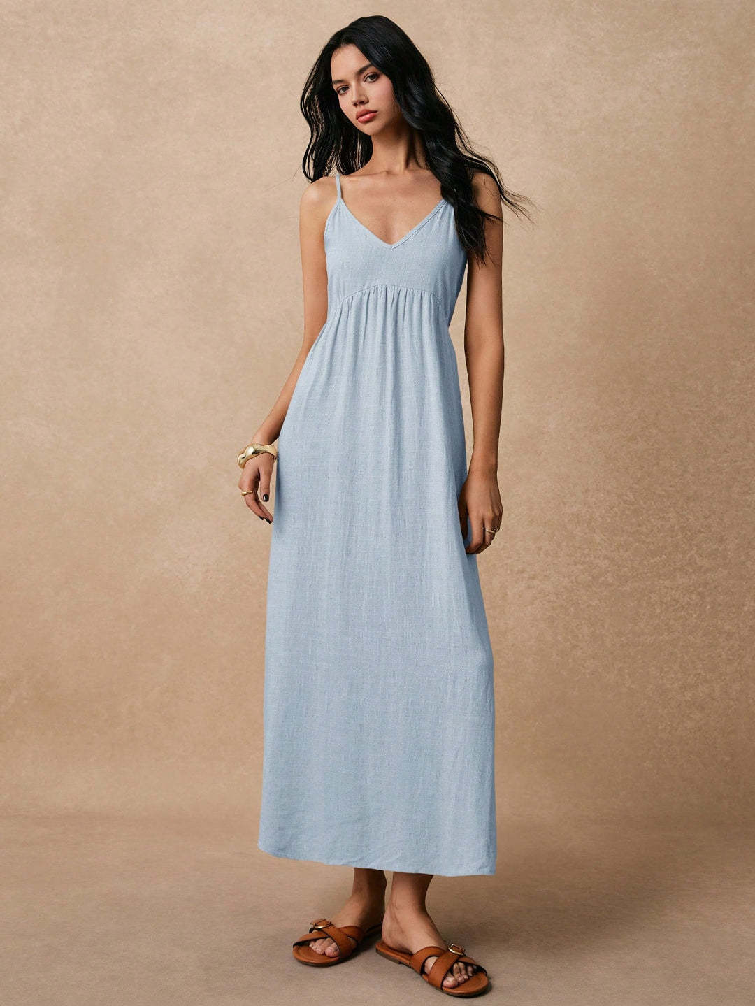 Damen Maxikleid mit feinen Spaghettiträgern und leichtem, atmungsaktivem Material Echo Archiv