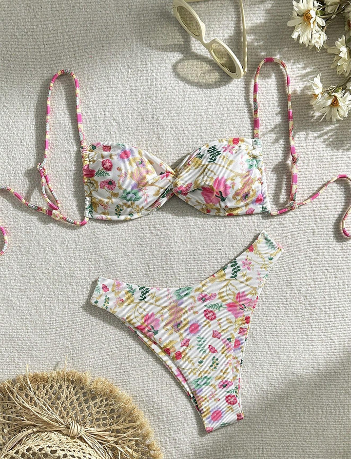 Damen Freizeit-Bikini mit floralen Mustern und verstellbaren Trägern Echo Archiv