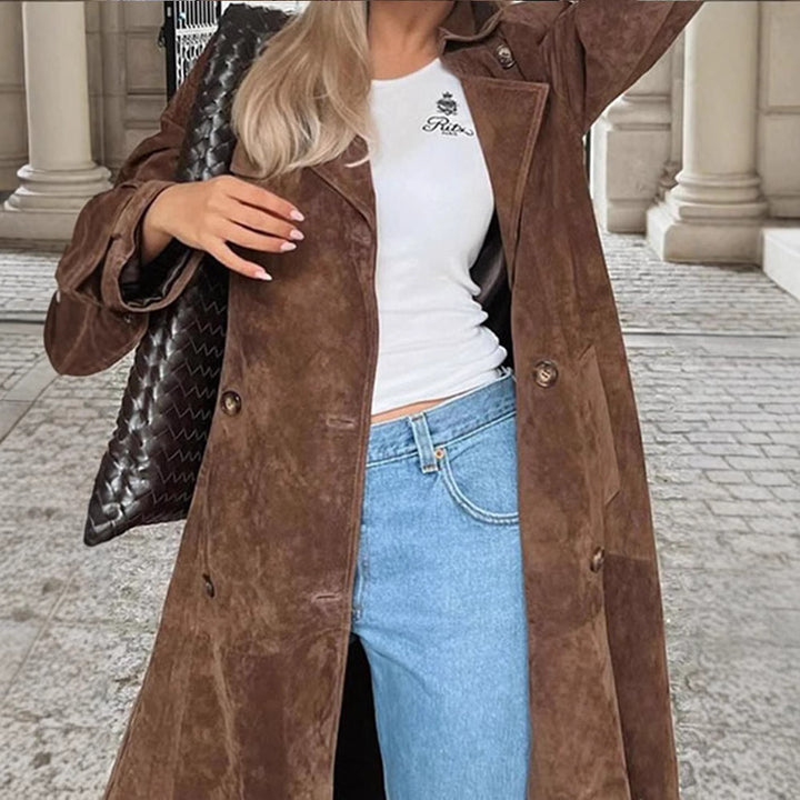 Damen Langer Doppelreihiger Trenchcoat aus Veloursleder-Optik mit Taillengürtel Echo Archiv