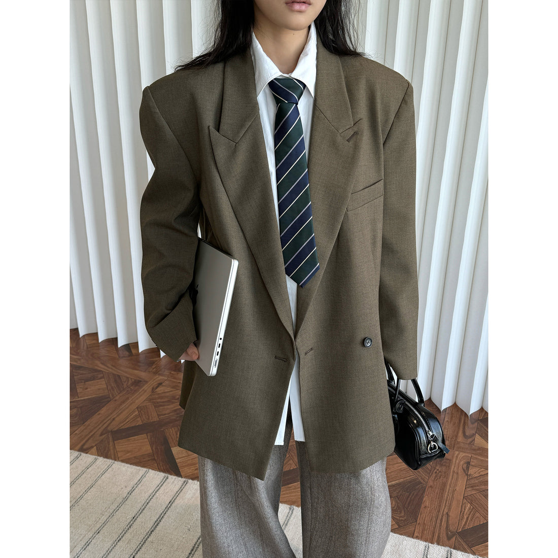 Damen Oversized zweireihiges Sakko mit strukturierter Schulter und langem Schnitt Echoarchiv