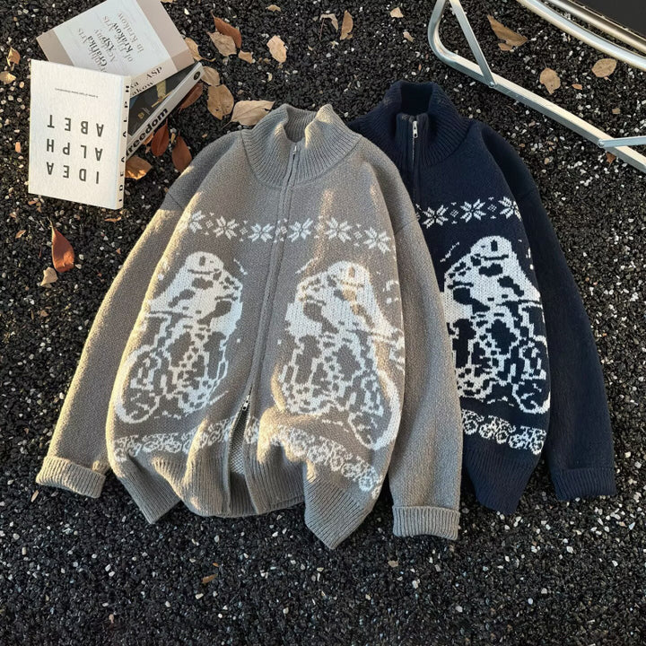 Unisex Übergroße Strickjacke mit durchgehendem Reißverschluss, hohem Rippkragen und Eulen-Intarsien Echoarchiv