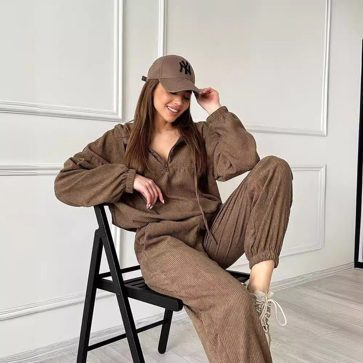 Damen Cordstoff Loungewear-Set mit Kapuzenpullover und Jogginghose Echoarchiv