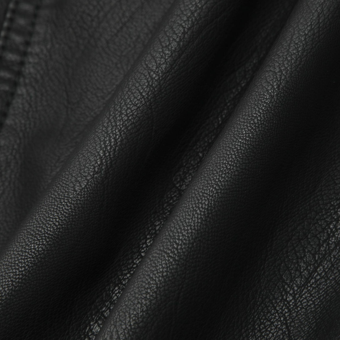 Damen Modische Bikerjacke mit ausgeprägtem Steppmuster – Célinea