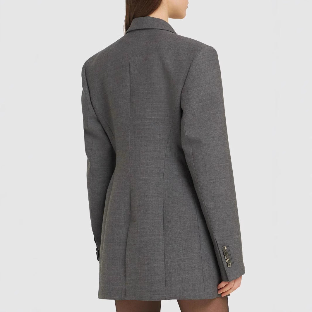Damen Oversize-Blazer mit langer Silhouette und markanter Schulterpartie Echoarchiv