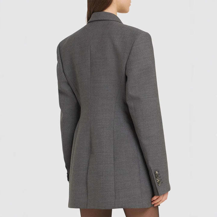 Damen Oversize-Blazer mit langer Silhouette und markanter Schulterpartie Echoarchiv