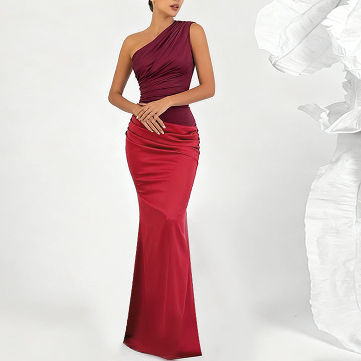 Damen elegantes Maxikleid mit asymmetrischem Oberteil und fließendem Saum Echo Archiv